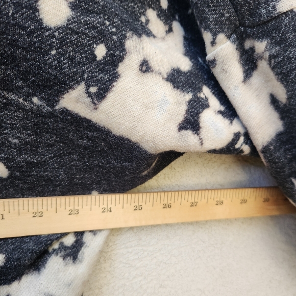 Women's Cropped Sweater Medium Blue  Grunge Safety Pins Bleach Spotted Boho Top - Picture 8 of 9